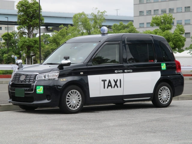 渋谷・新宿でタクシーがつかまらない時の対処法